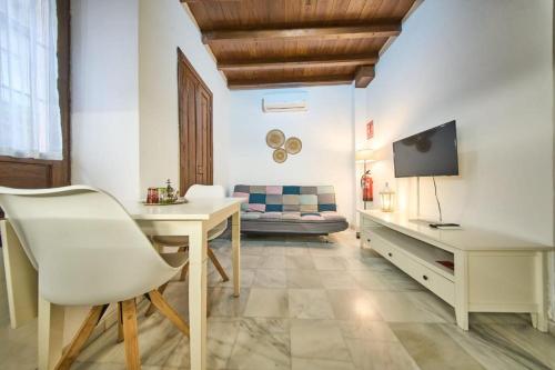 Alhambra Apartment
