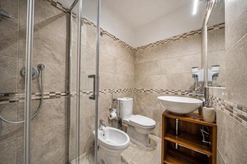 Trevi Fountain Superior Suites byLZluxuryproperties