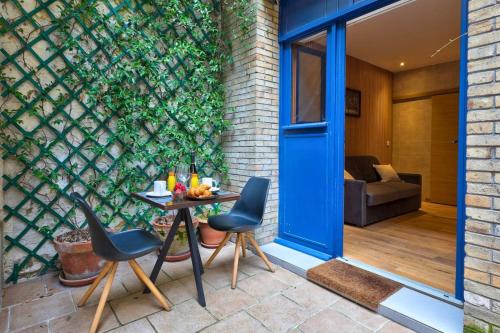 TBS 329 - Charming studio in Paris