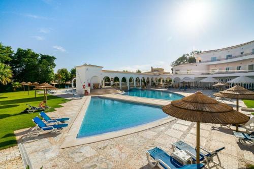 La Casa - Vila Rosa by CORAL - Pool Resort