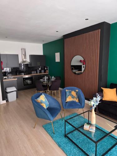 Maluwa Stays - Stylish and Cozy 2BR Apartment - Sleeps 6 photo 3