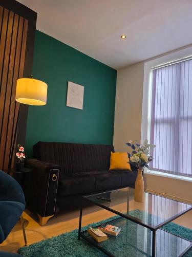 Maluwa Stays - Stylish and Cozy 2BR Apartment - Sleeps 6 photo 21