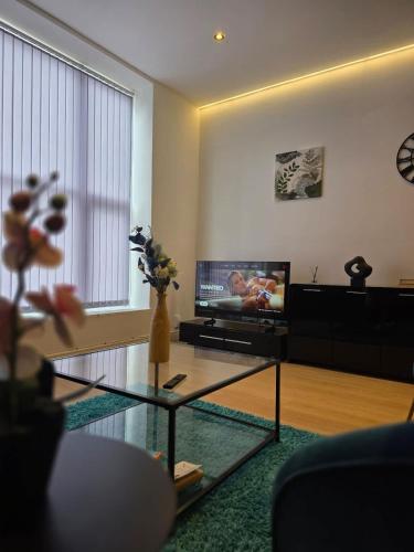 Maluwa Stays - Stylish and Cozy 2BR Apartment - Sleeps 6 photo 36