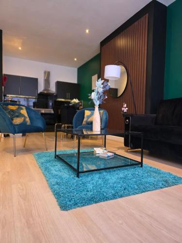 Maluwa Stays - Stylish and Cozy 2BR Apartment - Sleeps 6 photo 47