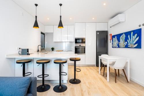 Holiday ground-floor in elite area of Faro