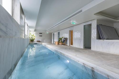 Lisbon Deluxe Apartment by LovelyStay