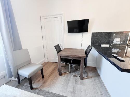 SouthSide Apartment photo 25