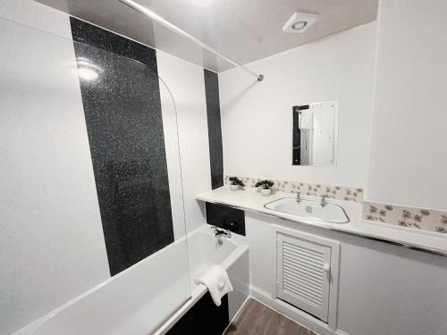 SouthSide Apartment photo 9