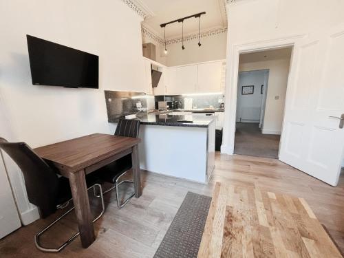 SouthSide Apartment photo 18