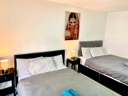 Falcon Crest Lodge - 2BR-Sleeps 7 - Free Parking - Wi-Fi photo 40
