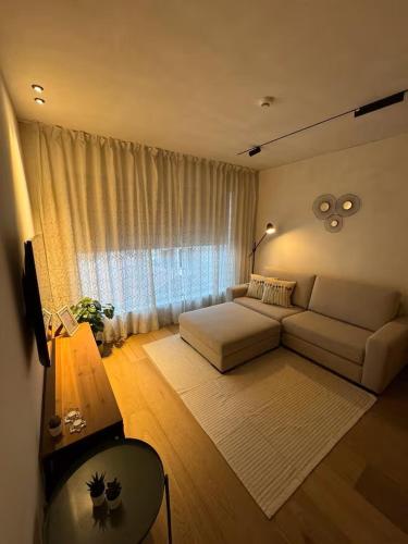 Modern apartment in Almada by Cozzy Homes