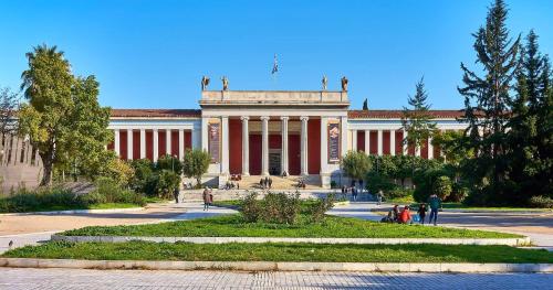 Athens Center Apartment near Metro & Attractions