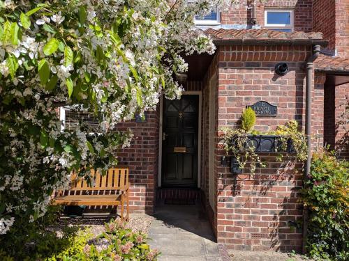 Cherry Blossom Cottage photo 30