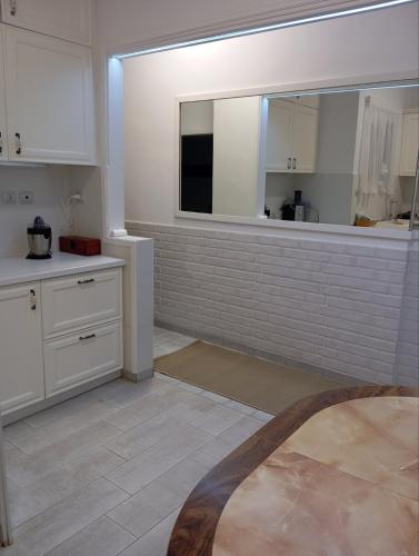 Aigaleo Apartment