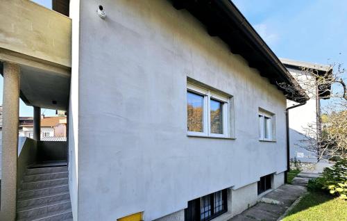 1 Bedroom Nice Home In Zagreb