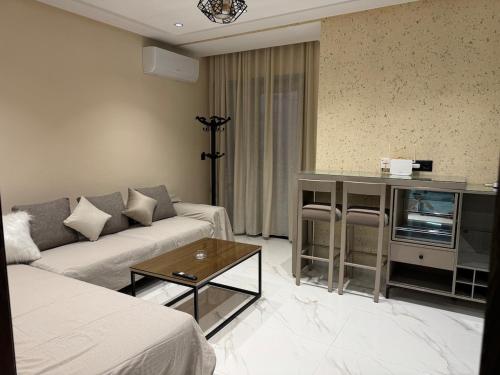 Coquet apartment in Aouina Cité des Palmeraies