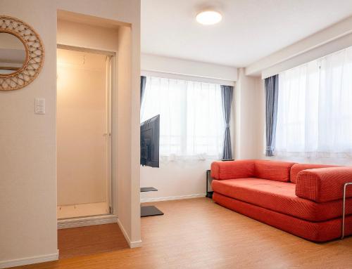 TP401 Large 2LDK Home for Groups, Near Tokyo Skytree, 1 Double Bed, 2 Single Beds and 3 Single Sofa Beds, Sleeps 7