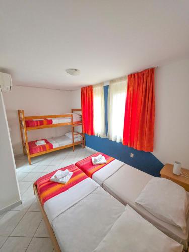 Hostel Amfora