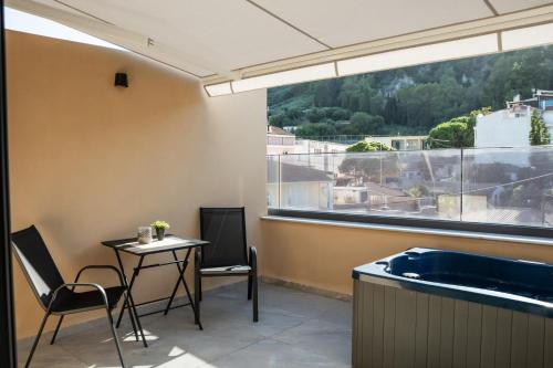 La Vue, Suites For Living