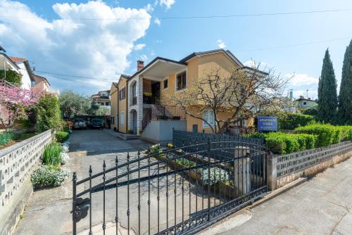 Apartmani Karpinjan - Novigrad