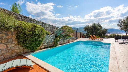 Villa Lucija with pool island Krk by Villas Guide
