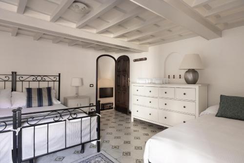 The Renaissance Chapel by Maison Florence