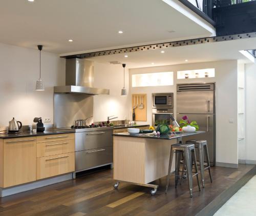 Large Luxury Loft with AC 3 to 4 Bedrooms Montorgueil Louvre