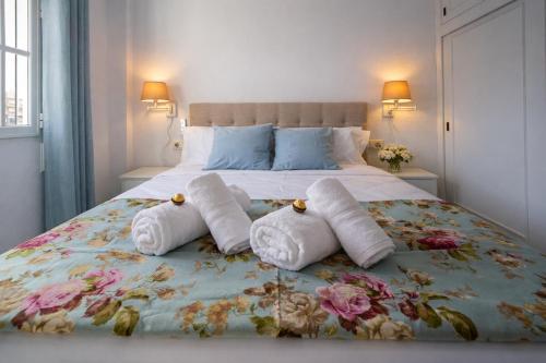 Beautiful Central Apartment with Free Parking