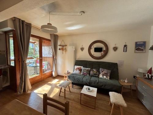 Studio confortable avec balcon et WiFi, animaux admis à Brides-les-Bains - FR-1-512-231