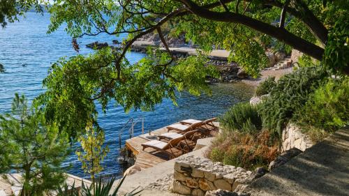 Villa Hemingway beachfront by Villas Guide