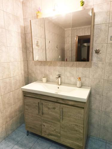 Anemos Old Town Apartment
