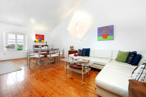 3 bedrooms 3 bathrooms with sea view and terrace