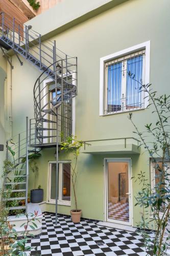 Historic Athens Home with Heated Plunge Pool