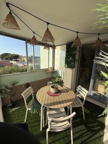 T2 cosy à 200m de la plage avec parking privé