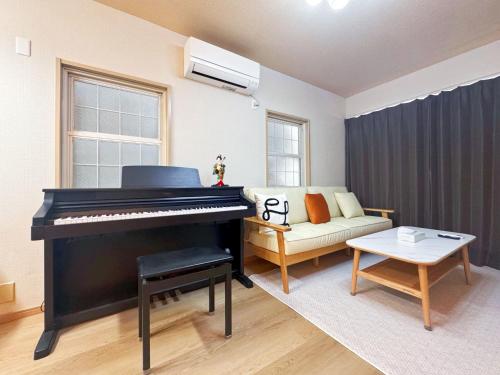 今里站步行3分钟 2卧室大客厅66平米 直达难波心斋桥 关西机场1H Friends Inn 今里201