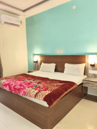 Gallery image of kausalya guest house- shree Ram guest house in Ayodhya