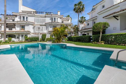 Luxury apartment, Puerto Banus