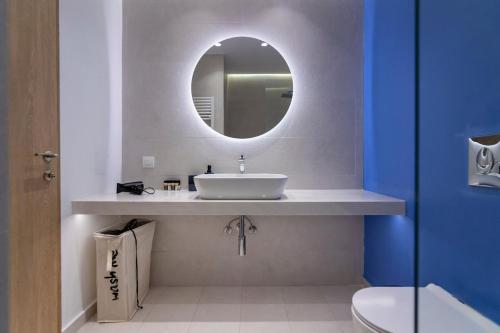 Refined 2 bedroom Luxury in Kalamaria