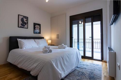 Refined 2 bedroom Luxury in Kalamaria