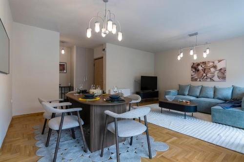 Refined 2 bedroom Luxury in Kalamaria