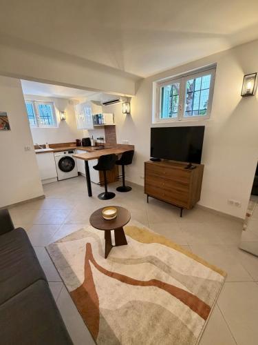 Very charming studio in Nice