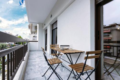 Refined 2 bedroom Luxury in Kalamaria