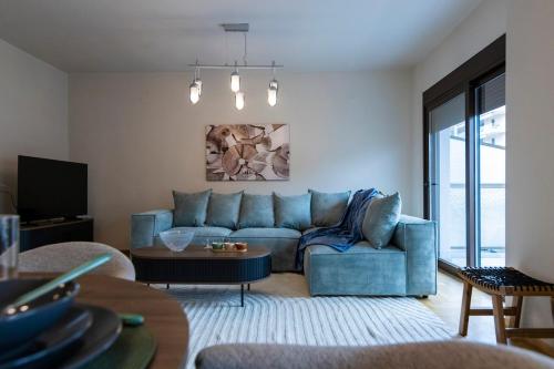 Refined 2 bedroom Luxury in Kalamaria