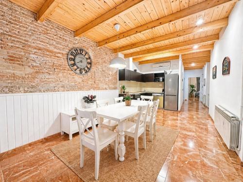 Flaugier Apartments (B2)
