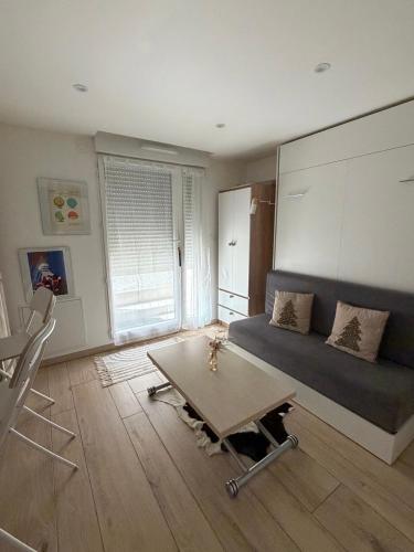 Le Patio de la Tour ! Studio 1 chambre avec SAUNA PRIVE sur le remblai 20m Plage