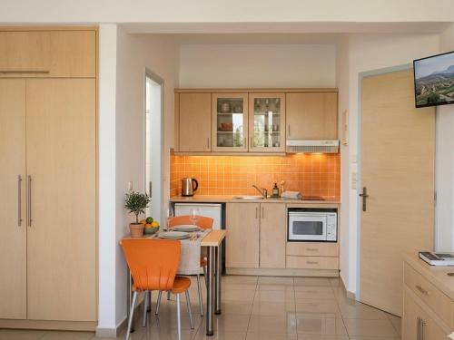 Kleanthi Seaside Apartment