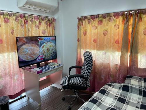 Naha International Street, Double Bed with Elevator, Room 203