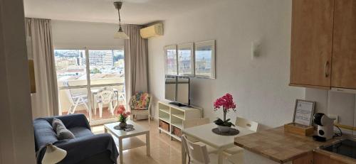 BenalBeach 2 BedRoom Sea View Apartment -Ref 4-419