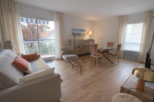 T2 au calme avec balcon et parking privé