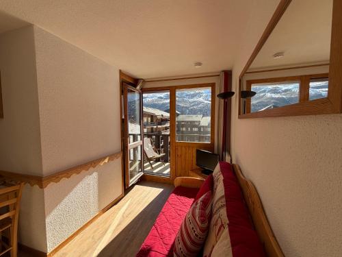 Méribel Mottaret E5 - Studio cabine pied des pistes et face aux montagnes